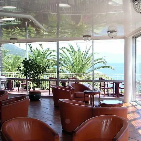 Eden Roc Hotel 4*
